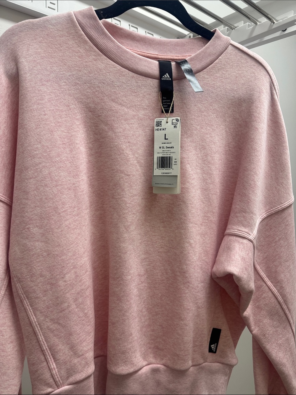 YUMMY ADIDAS WOMAN’S SWEATSHIRT LARGE.. adidas Light Pink Crewneck Sweatshirt